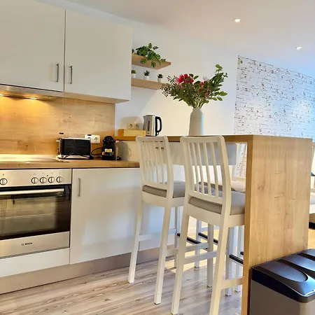 Schloss-loft Komfortables Im Altbau Mit Schlossblick, Waschmaschine, Kueche *