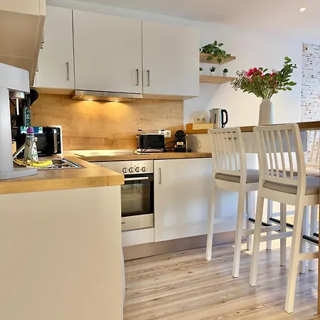 Apartment Schloss-loft Komfortables Im Altbau Mit Schlossblick, Waschmaschine, Küche